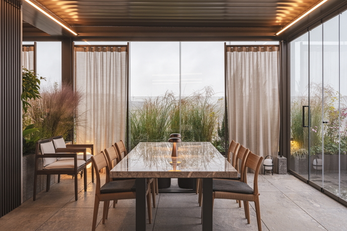 한남동 르엘 어퍼하우스, 카펠라 더 클럽 멤버십 개관